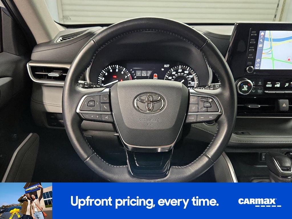used 2020 Toyota Highlander car, priced at $36,998