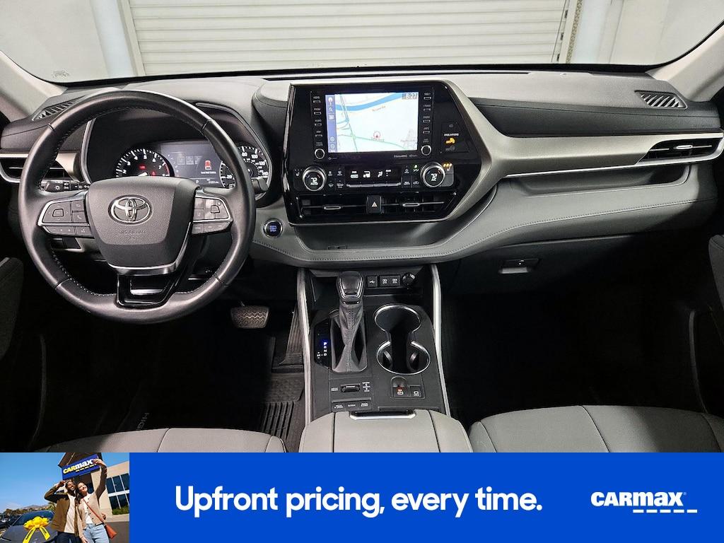 used 2020 Toyota Highlander car, priced at $36,998