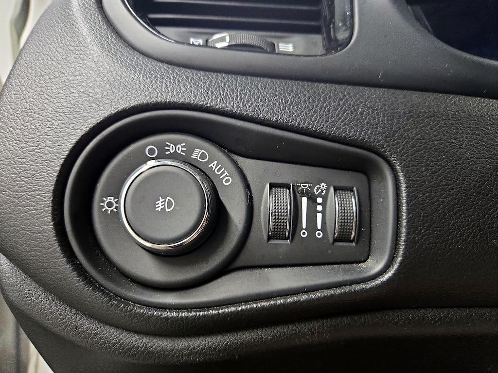 used 2020 Jeep Renegade car, priced at $20,998