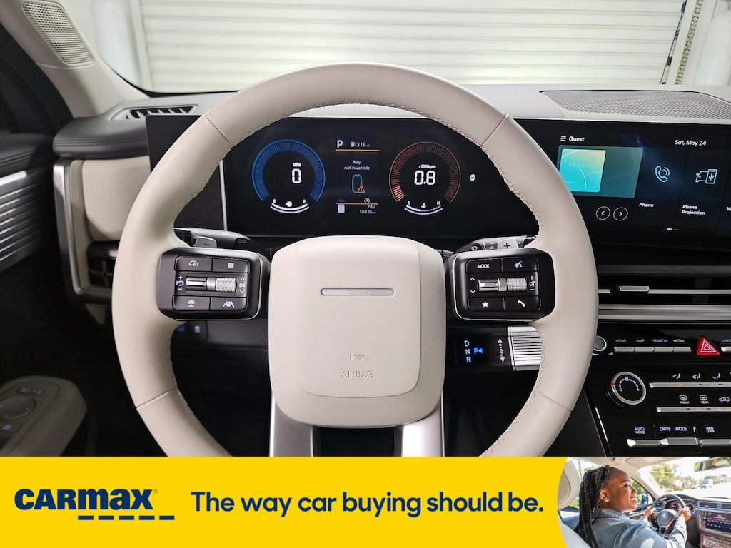 used 2024 Hyundai Santa Fe car, priced at $31,998