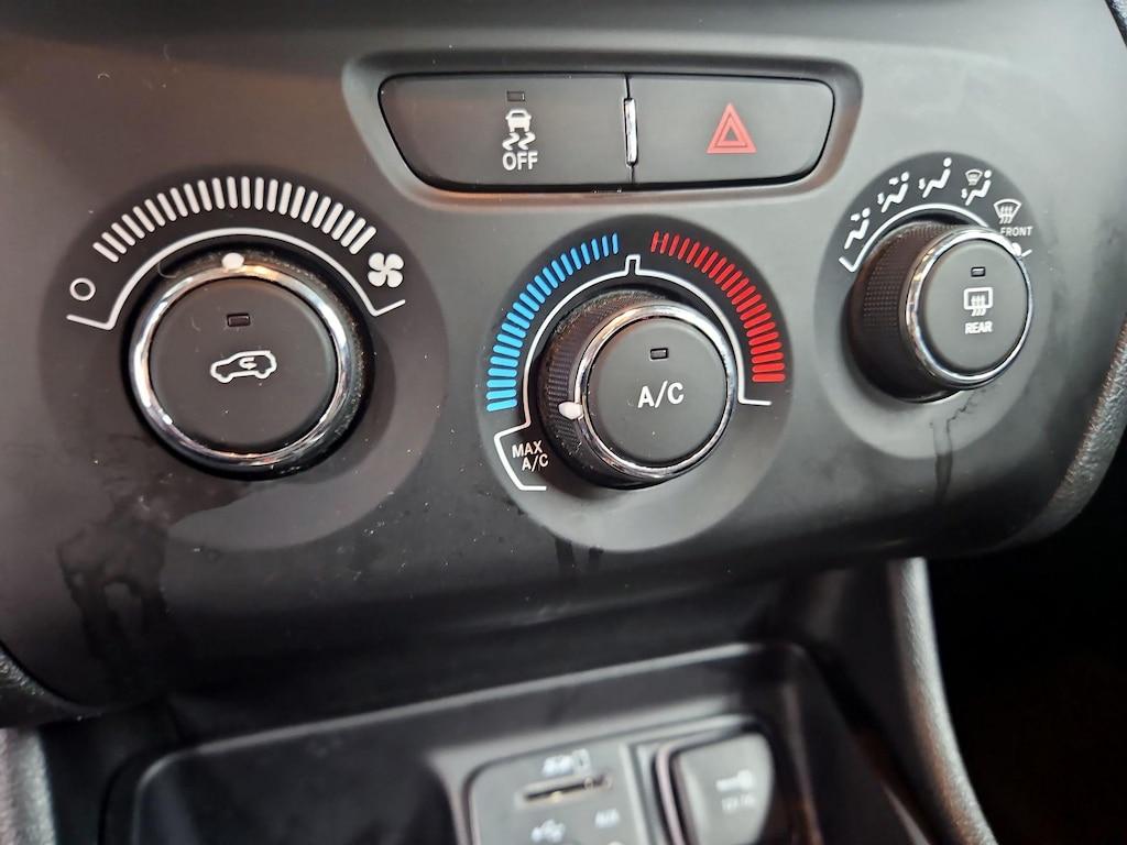used 2015 Jeep Cherokee car, priced at $11,599