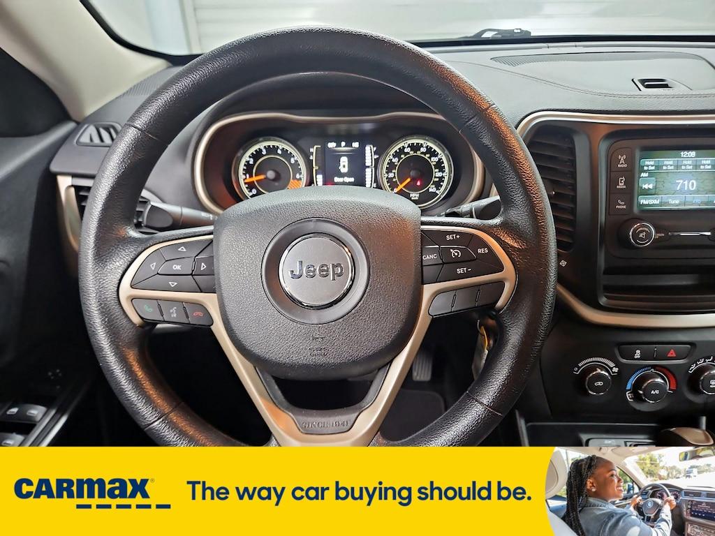 used 2015 Jeep Cherokee car, priced at $11,599