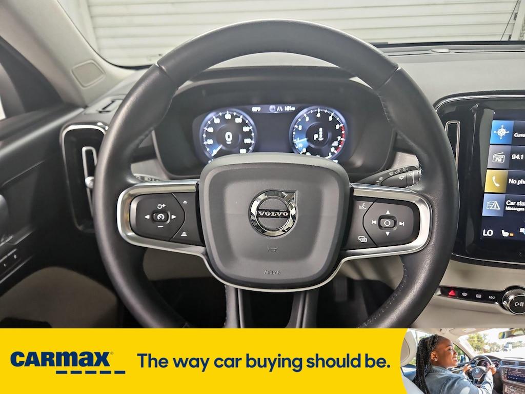 used 2019 Volvo XC40 car, priced at $25,998