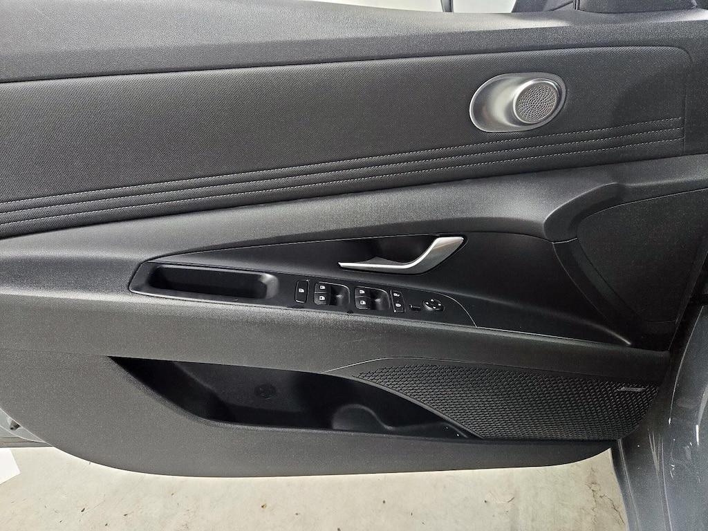 used 2022 Hyundai Elantra car, priced at $21,998