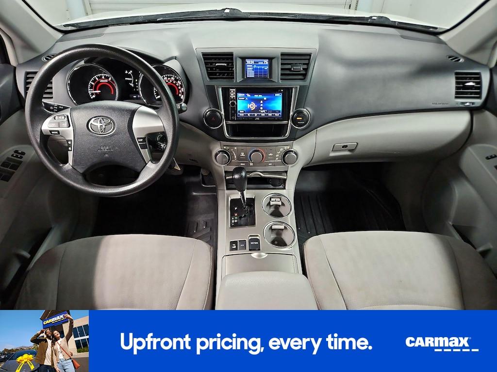 used 2013 Toyota Highlander car, priced at $15,998
