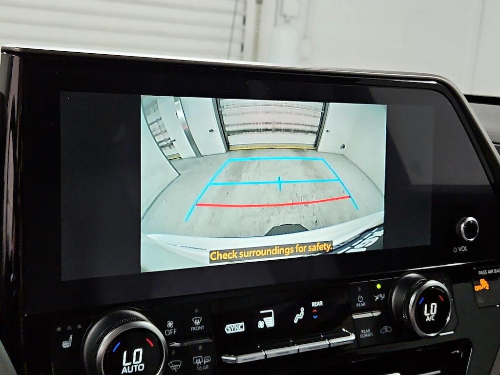 used 2023 Toyota Highlander Hybrid car, priced at $49,998