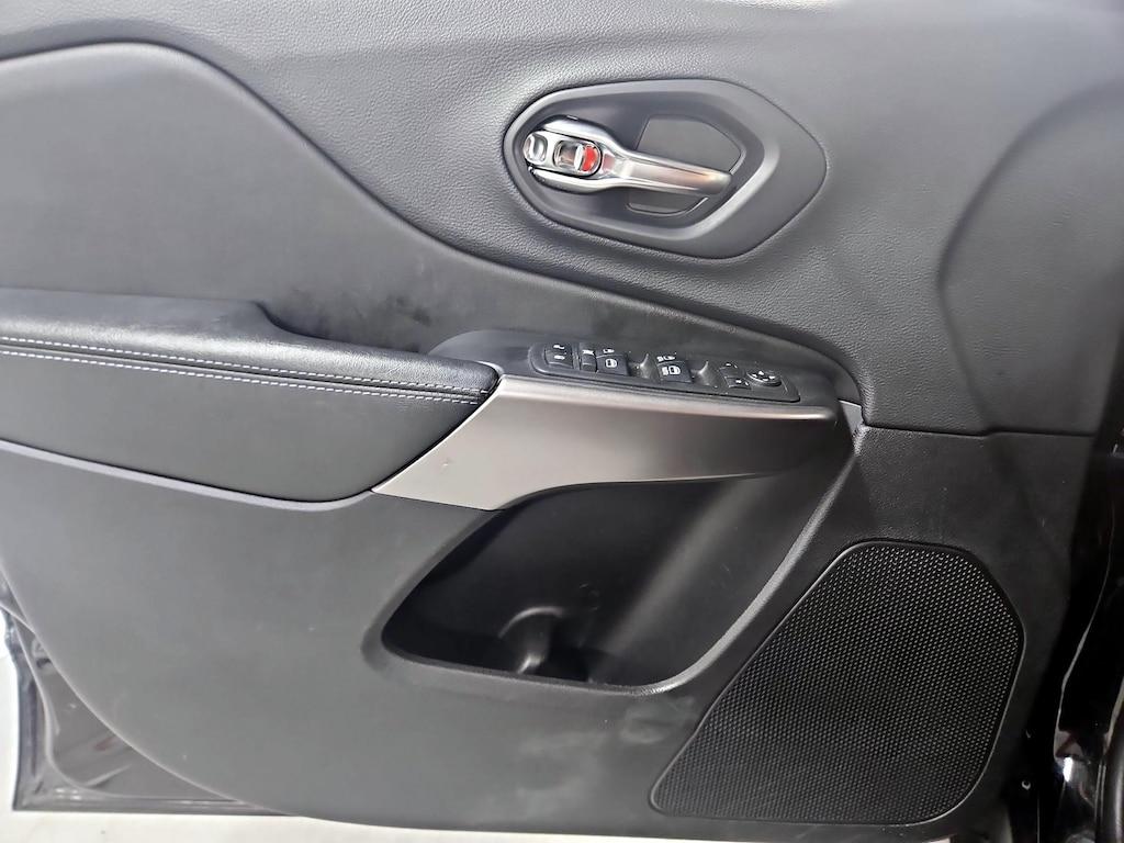 used 2019 Jeep Cherokee car, priced at $20,998
