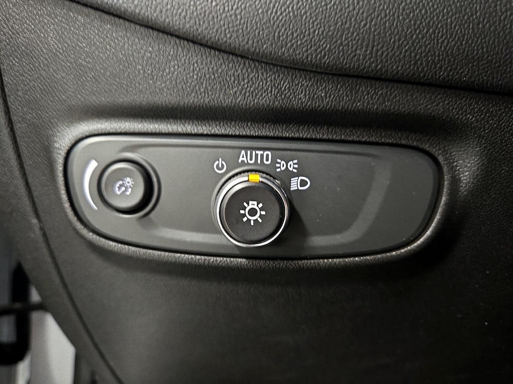used 2020 Chevrolet Equinox car, priced at $20,998