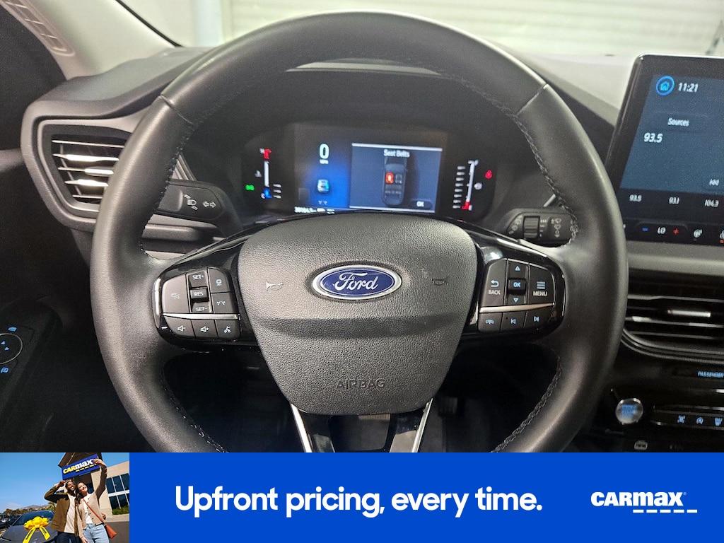 used 2024 Ford Escape car, priced at $20,998