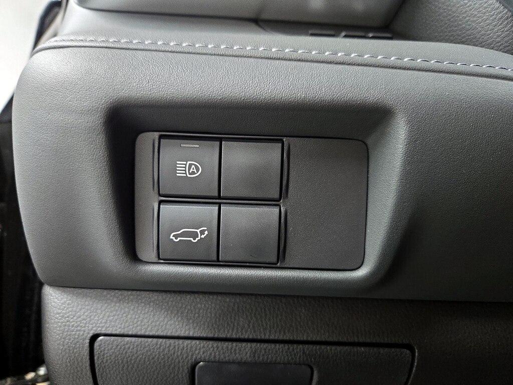 used 2022 Toyota Highlander car, priced at $41,998