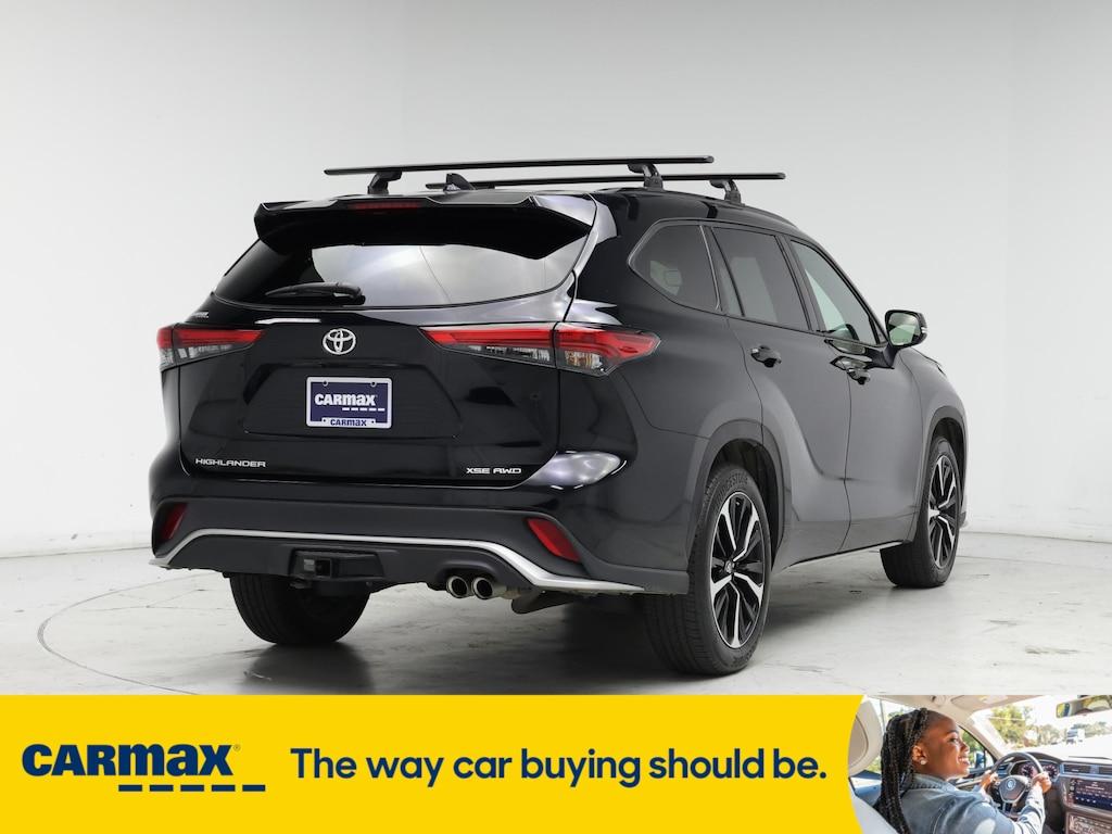 used 2022 Toyota Highlander car, priced at $41,998