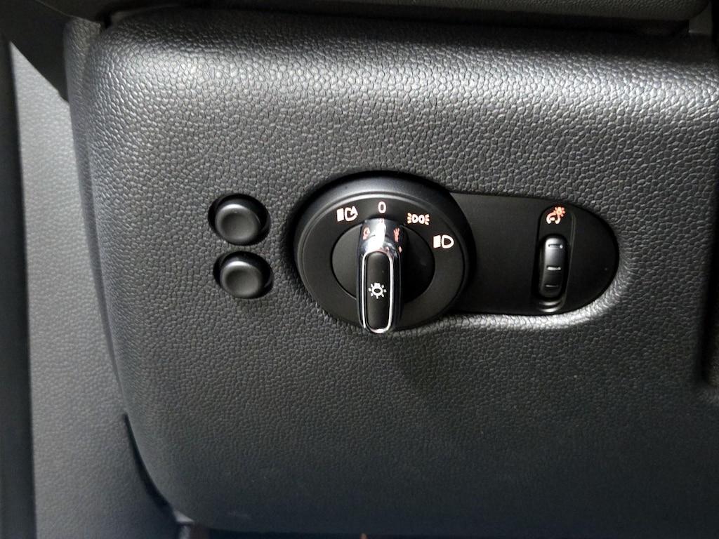 used 2019 MINI Hardtop car, priced at $21,998