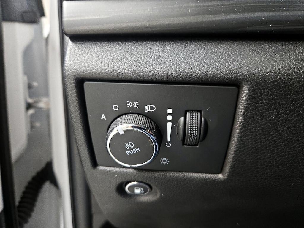 used 2021 Jeep Grand Cherokee car, priced at $29,998