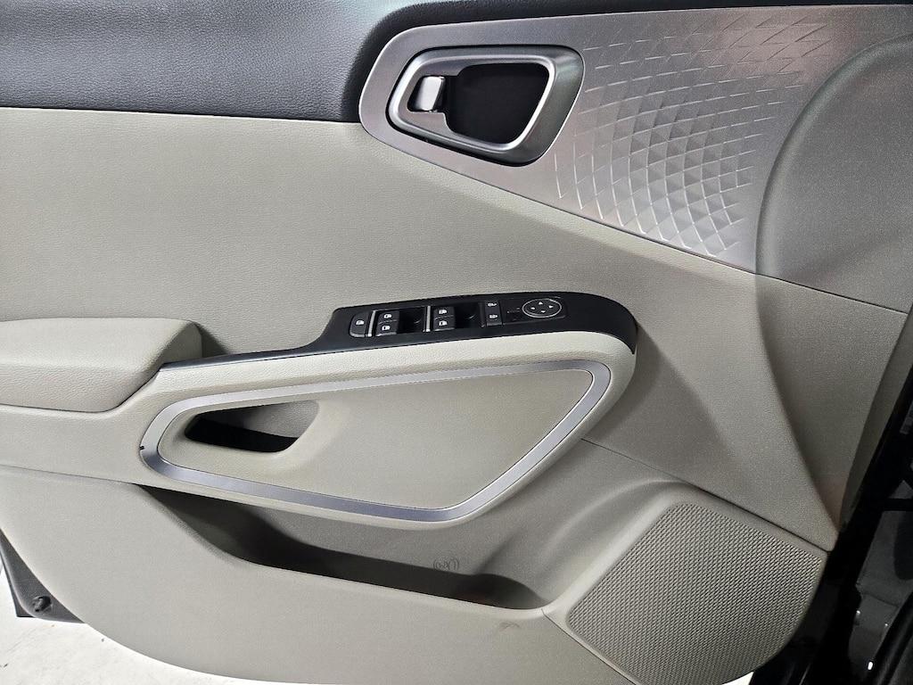 used 2024 Kia Soul car, priced at $19,998