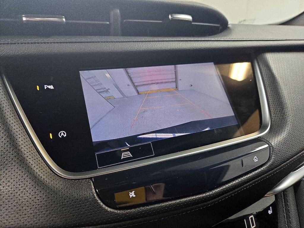 used 2023 Cadillac XT5 car, priced at $37,998