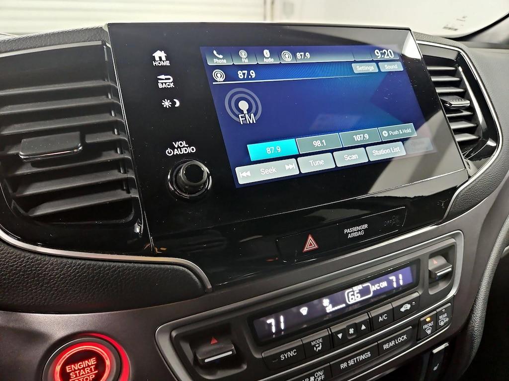 used 2022 Honda Pilot car, priced at $26,998