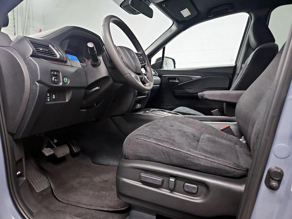 used 2022 Honda Pilot car, priced at $26,998