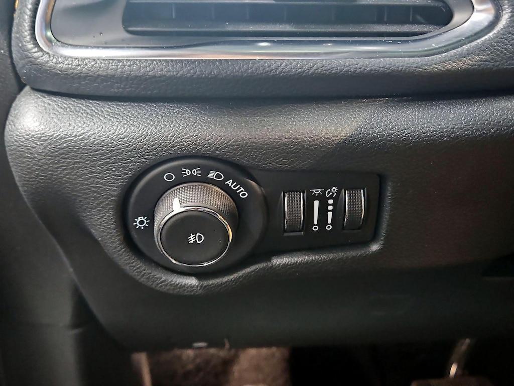 used 2023 Chrysler Pacifica Hybrid car, priced at $43,998