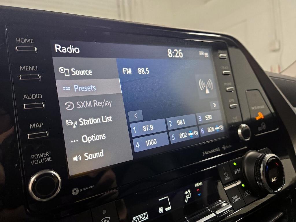 used 2022 Toyota Highlander car, priced at $39,998