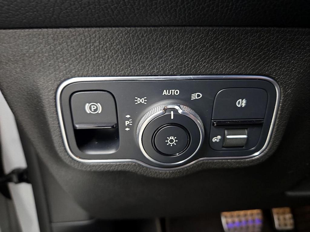 used 2021 Mercedes-Benz GLB 250 car, priced at $26,998