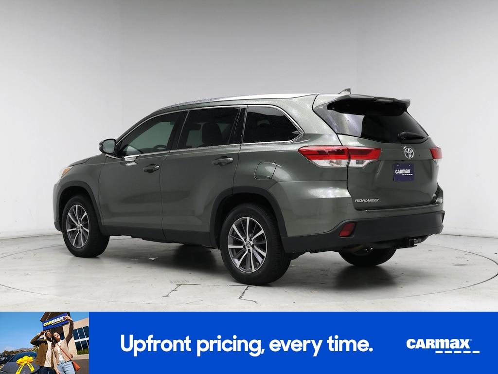used 2019 Toyota Highlander car, priced at $28,998
