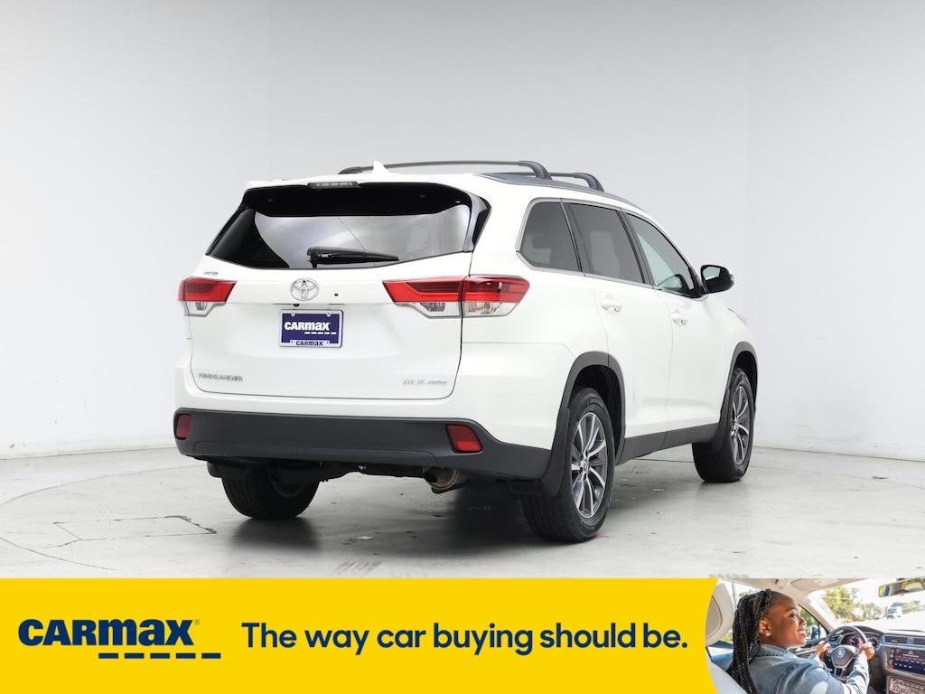 used 2019 Toyota Highlander car, priced at $33,998