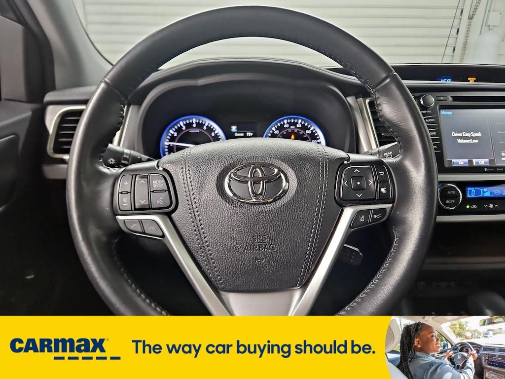 used 2019 Toyota Highlander car, priced at $33,998