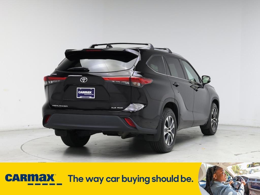 used 2021 Toyota Highlander car, priced at $34,998