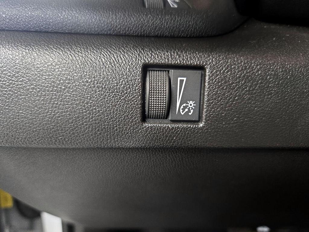 used 2024 GMC Canyon car, priced at $35,998