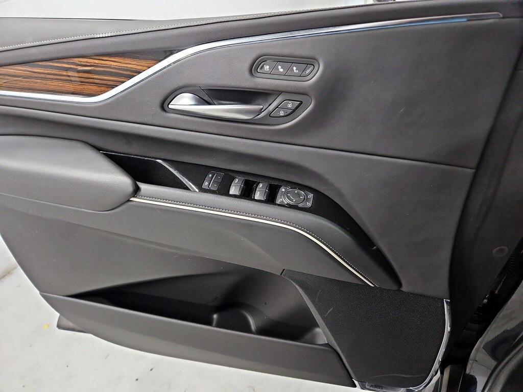 used 2023 Cadillac Escalade car, priced at $76,998