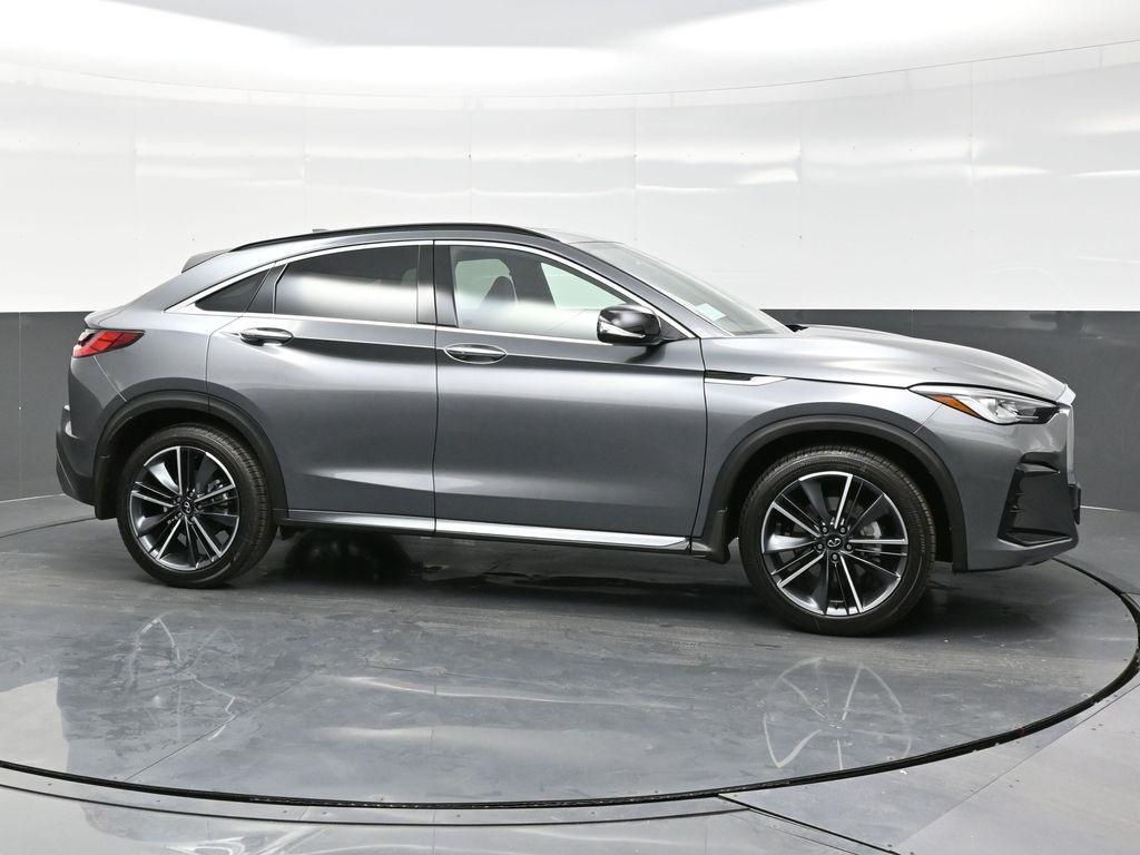 new 2025 INFINITI QX55 car, priced at $50,100