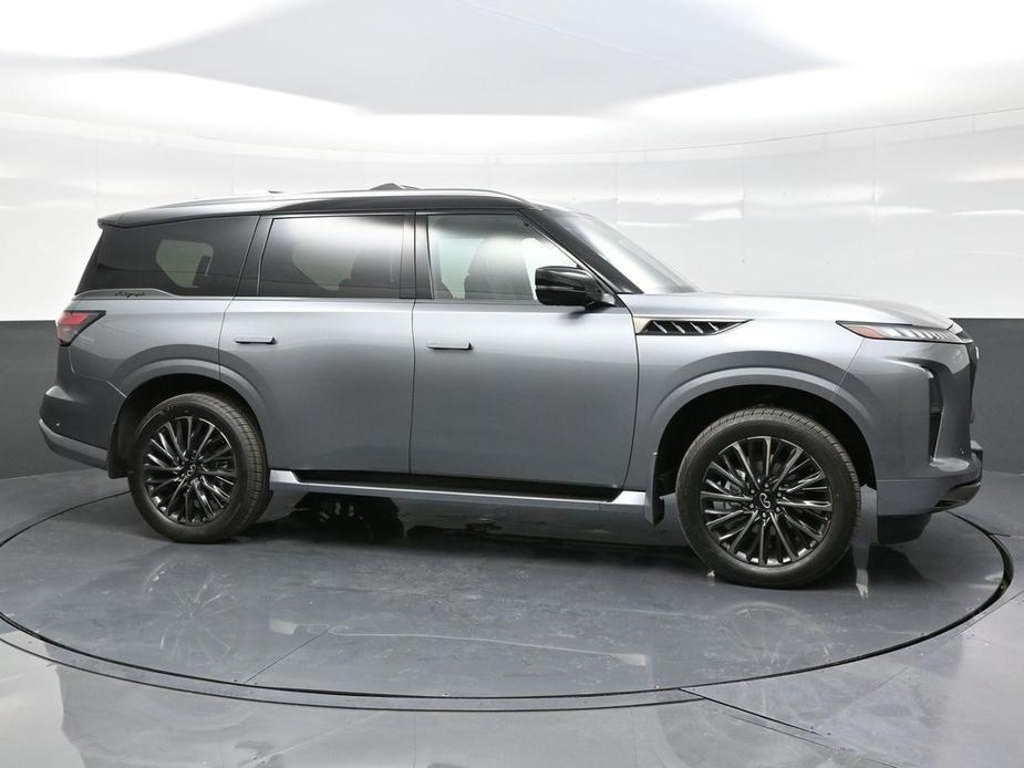 new 2025 INFINITI QX80 car, priced at $115,205