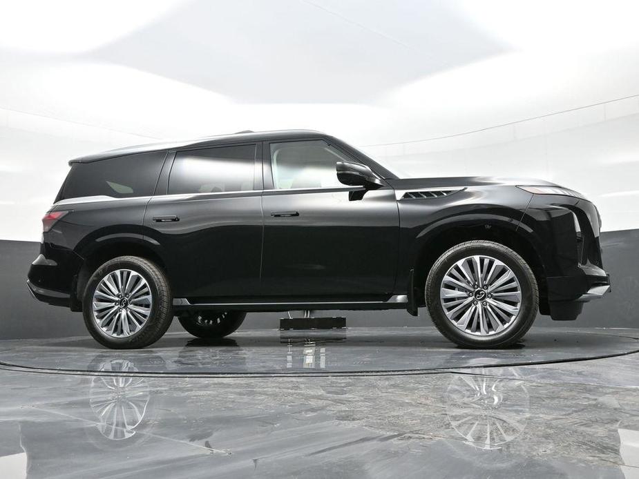 new 2025 INFINITI QX80 car, priced at $98,000