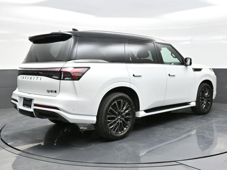 new 2025 INFINITI QX80 car, priced at $111,795