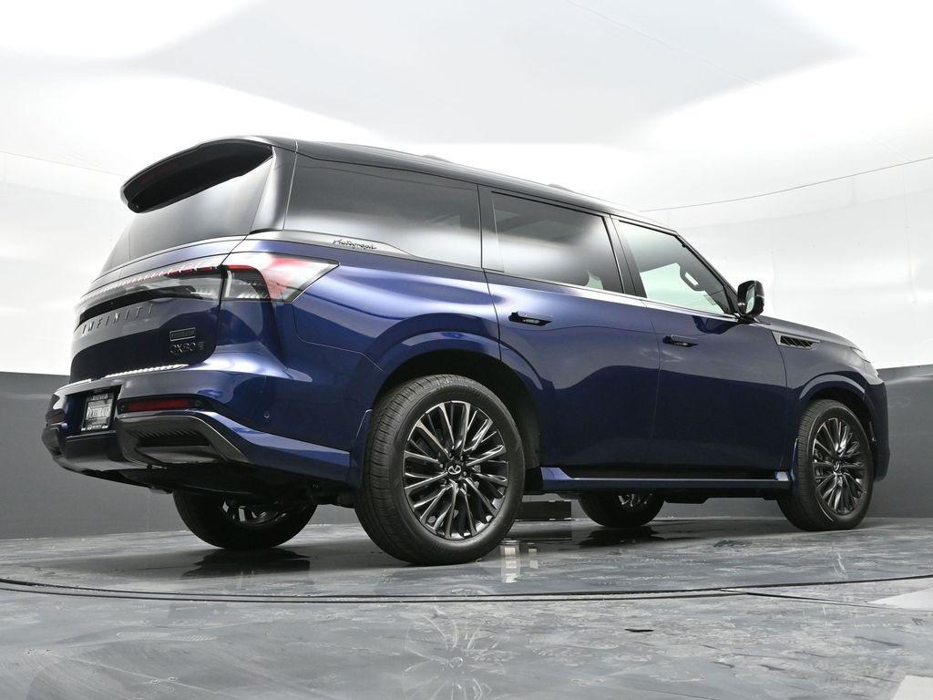 new 2025 INFINITI QX80 car, priced at $112,000