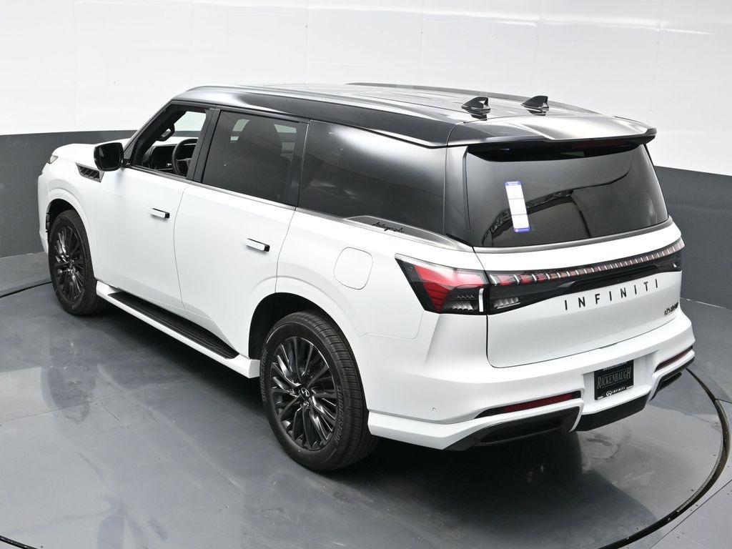 new 2025 INFINITI QX80 car, priced at $109,255
