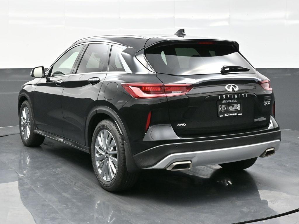 new 2024 INFINITI QX50 car, priced at $45,000