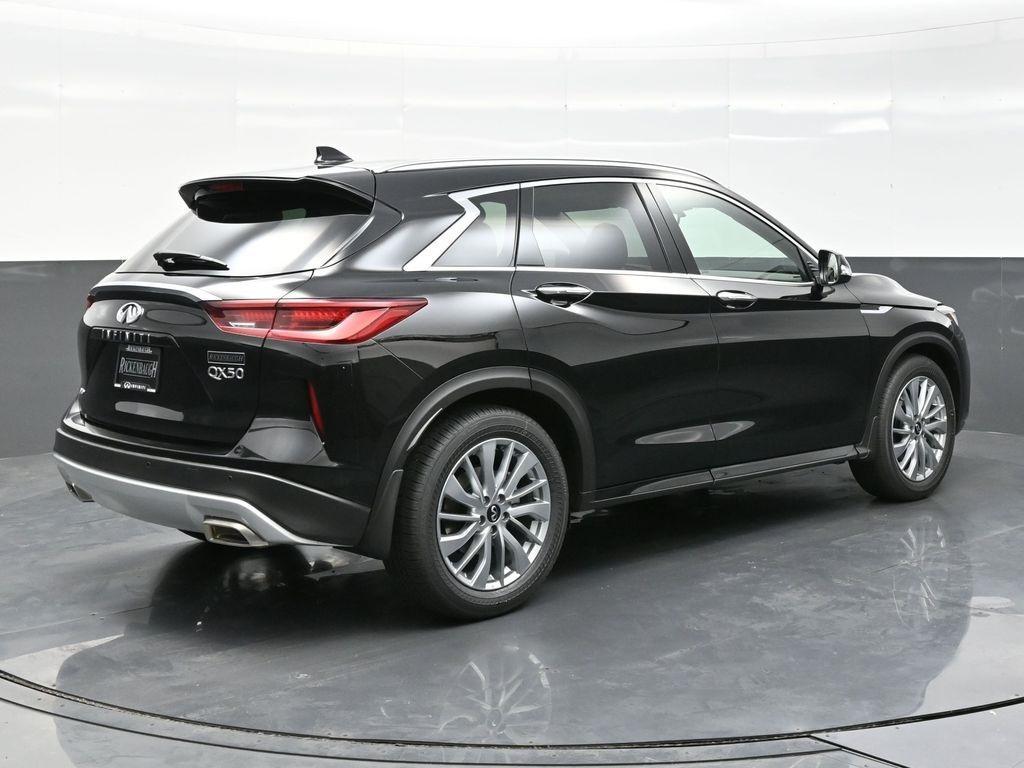 new 2024 INFINITI QX50 car, priced at $45,000