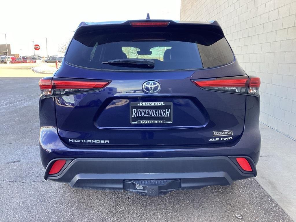 used 2021 Toyota Highlander car, priced at $30,500