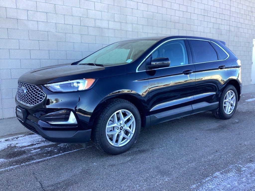 used 2024 Ford Edge car, priced at $26,500