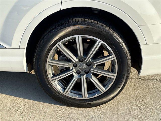 used 2018 Audi Q7 car, priced at $18,500