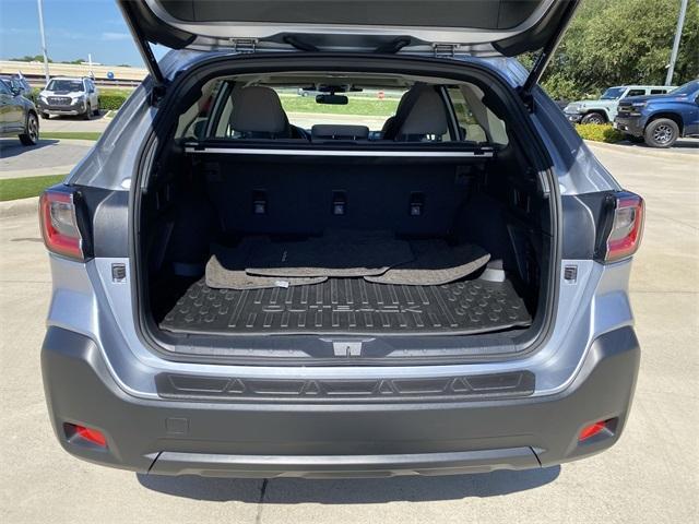 used 2025 Subaru Outback car, priced at $31,000