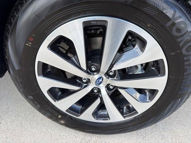 used 2025 Subaru Outback car, priced at $33,000
