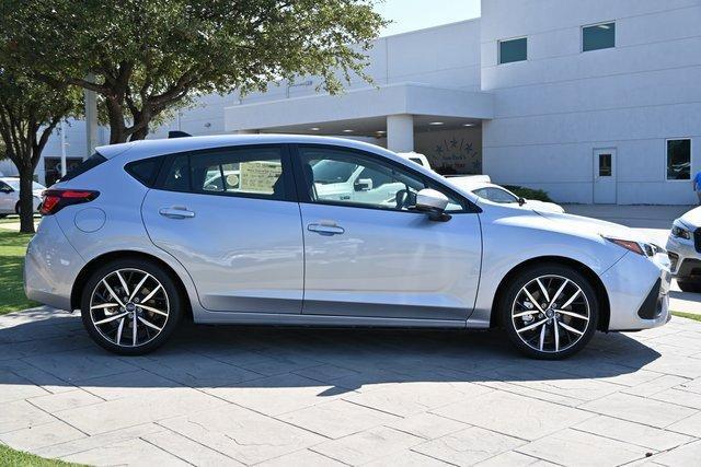 new 2025 Subaru Impreza car, priced at $25,933
