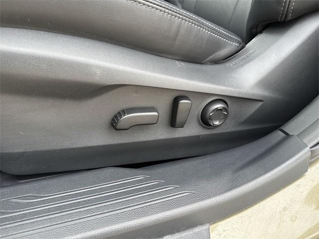 used 2025 Subaru Outback car, priced at $35,000