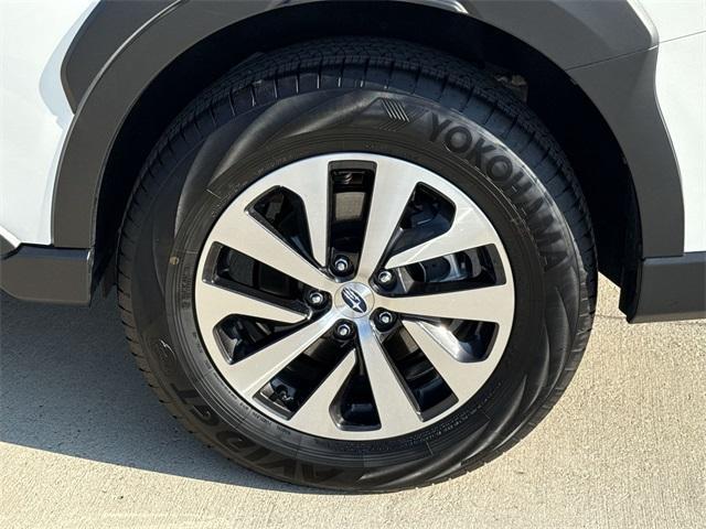 used 2025 Subaru Outback car, priced at $33,000