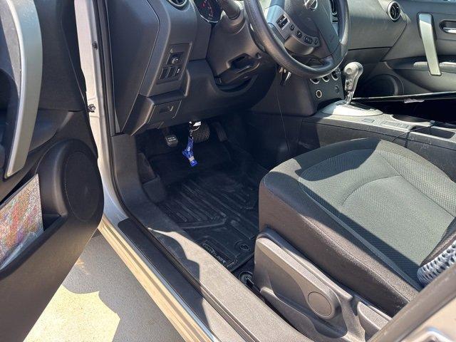 used 2015 Nissan Rogue Select car, priced at $12,000