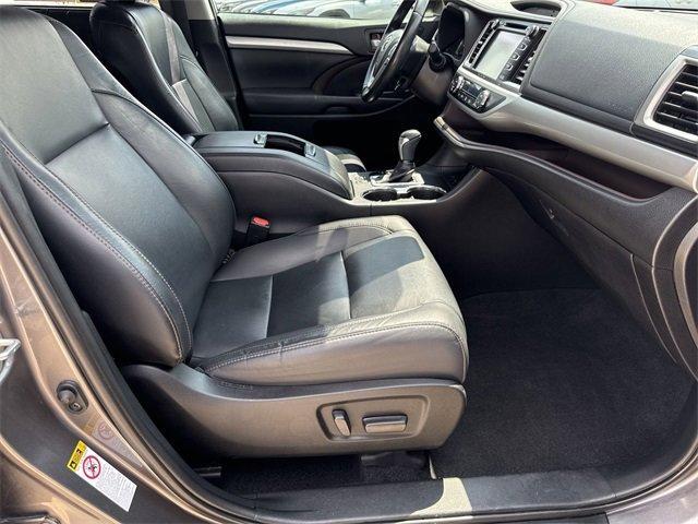 used 2019 Toyota Highlander car, priced at $24,500