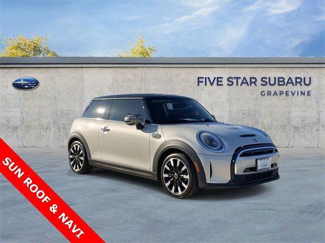 used 2023 MINI SE Hardtop car, priced at $21,000