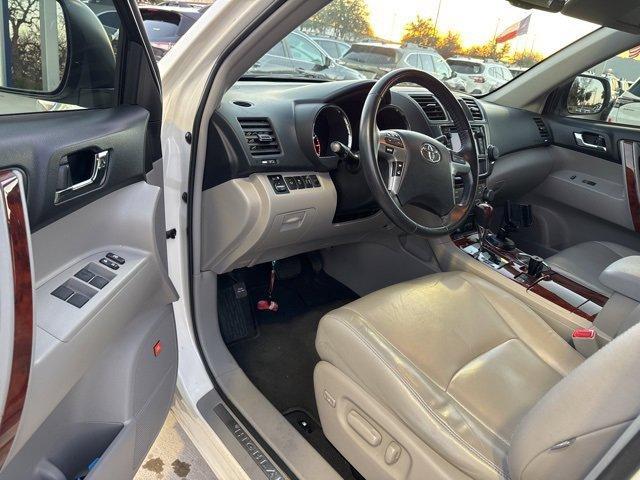 used 2013 Toyota Highlander car, priced at $16,000